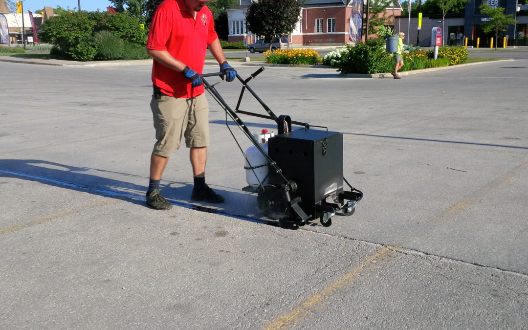 RY10 Pro Melter Applicator Featured in Paving Pro Magazine